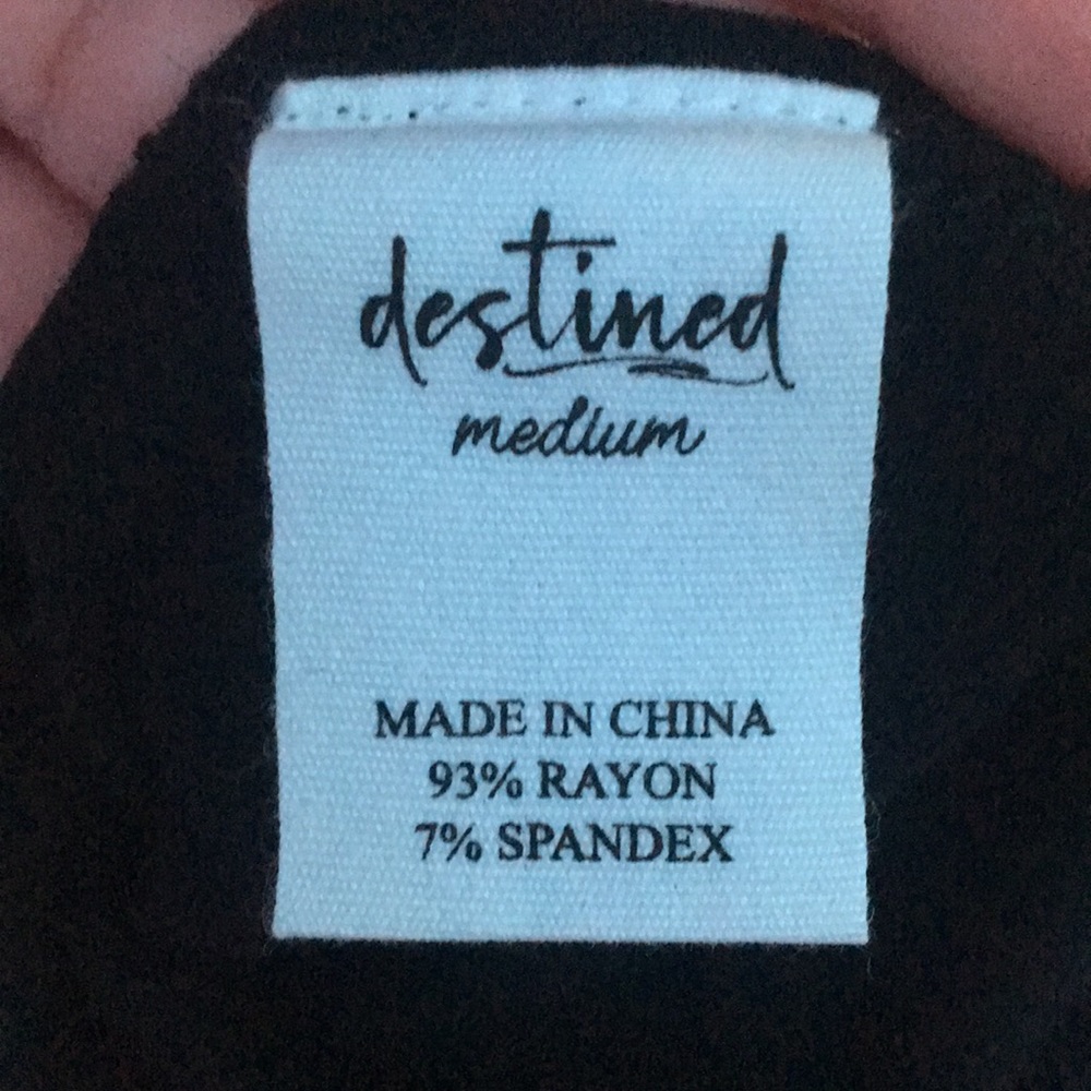 4 Basic Cropped Shirts - image 2